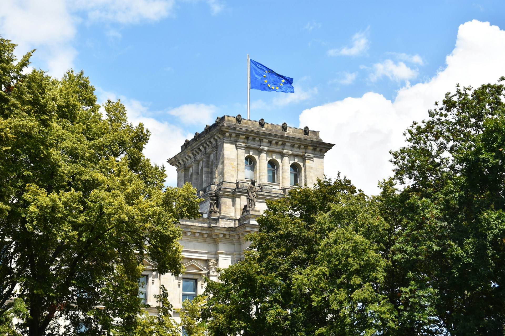 The New Standard of Sustainability: What the EU's Empowering Consumers Directive Means for Fashion and Textile Companies